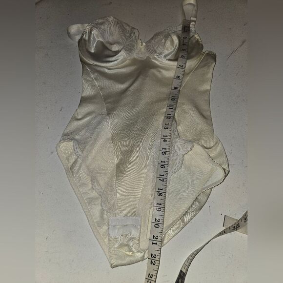Women's Vintage Lingerie Bodysuit 34C - Picture 5 of 12